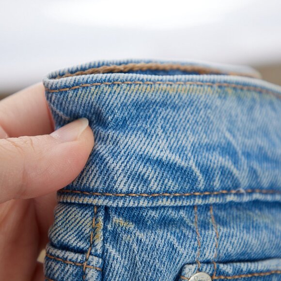 Levi's 70s High Flare Jeans Women's Size 30 - Picture 4 of 8